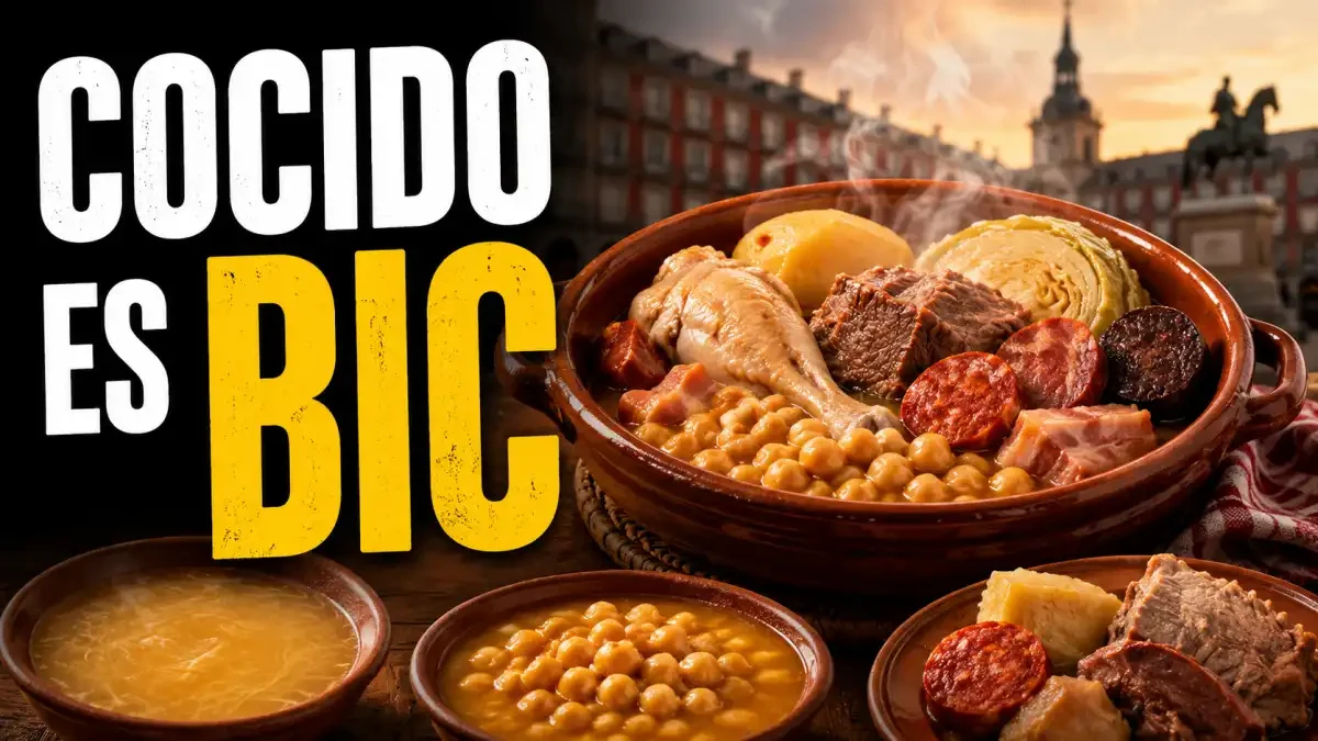Cocido madrileño en tres vuelcos tradicional con garbanzos y carnes en la Mesa de Madrid